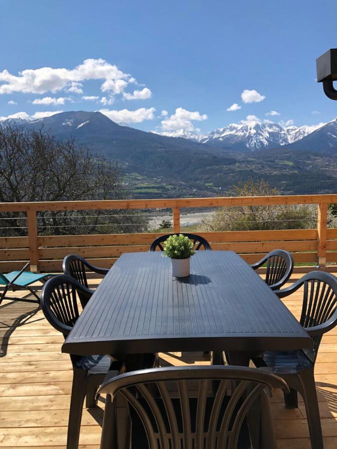 Chalet Avec Vue Lac Эмбрён Экстерьер фото